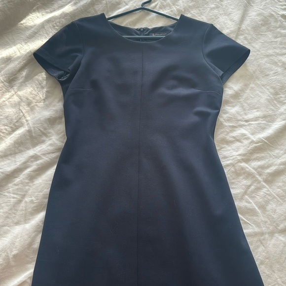 Brooks Brothers Navy dress - size 6. - Picture 1 of 4
